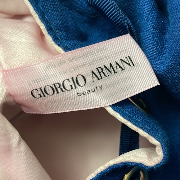 Giorgio Armani Beauty My Way Blue makeup bag pouch - Picture 8 of 11